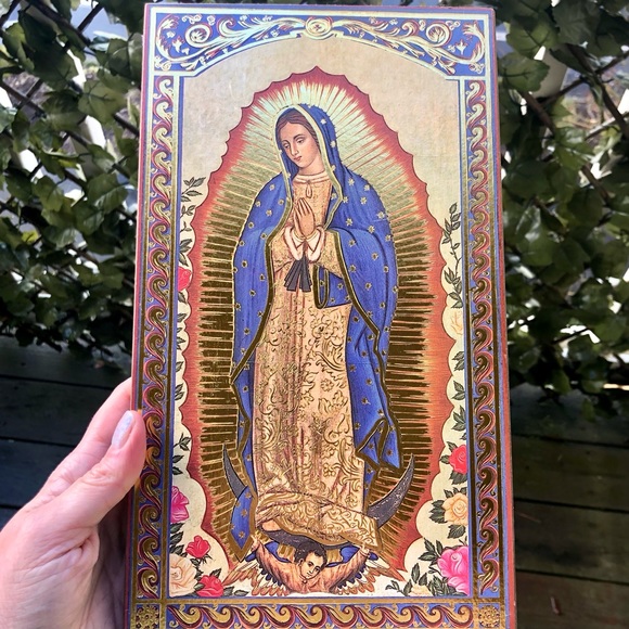 Our Lady of Guadalupe Gold Gilt Lithograph Icon - Picture 6 of 12